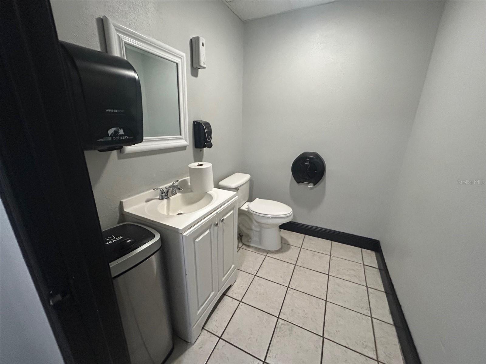 IRLO O BRONSONS SUB - Commercial Lease