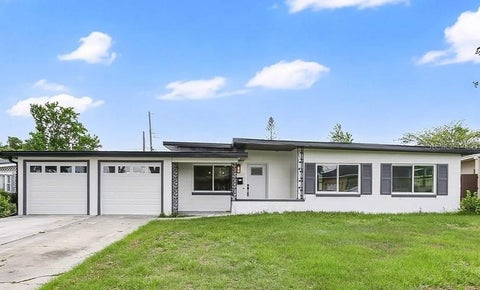 Photo of 5418 Chenault Avenue, Orlando, FL 32839 (MLS # O6408866)