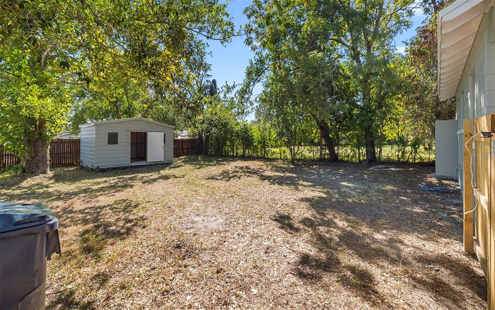 TAMPAS NORTH SIDE COUNTRY CLU - Residential