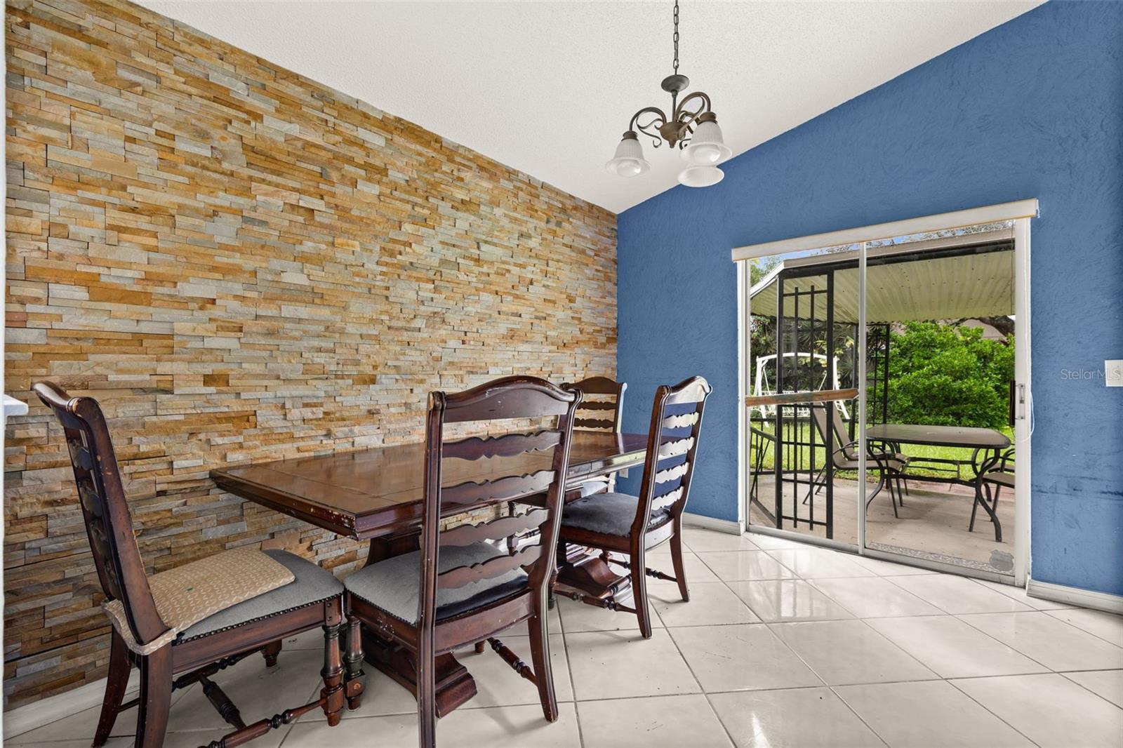 ISLANDS AT VALENCIA MILLINOCKETT - Residential
