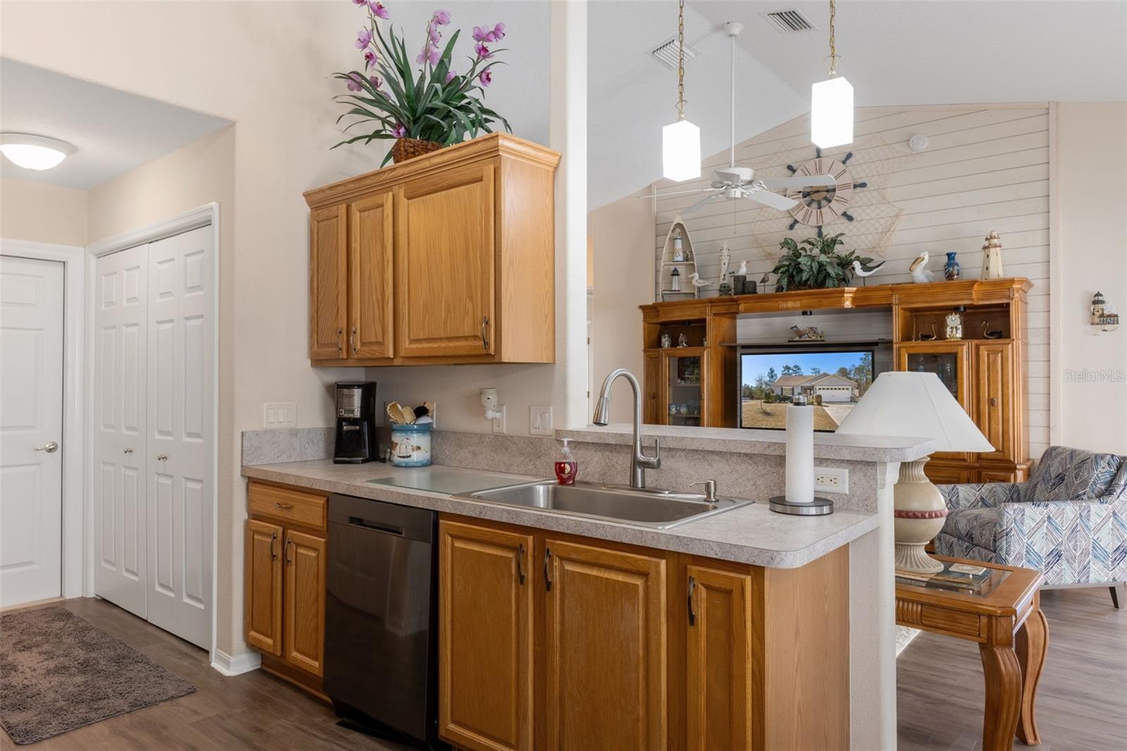 CITRUS SPGS UNIT 16 - Residential