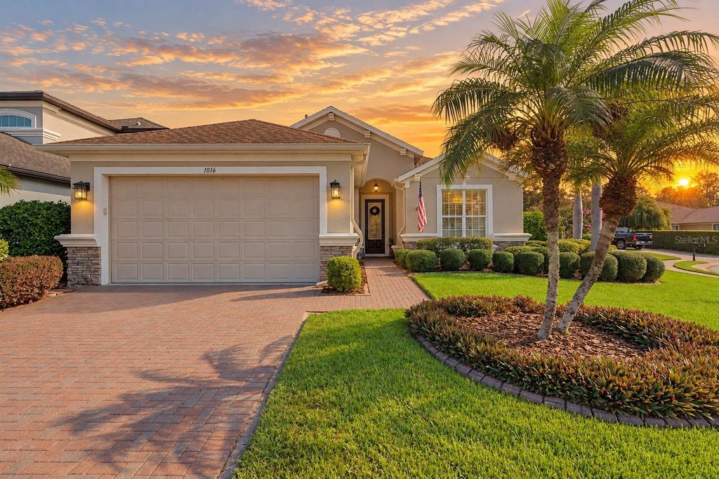 Photo of 1016 Ketzal Drive, Trinity, FL 34655 (MLS # W7888602)