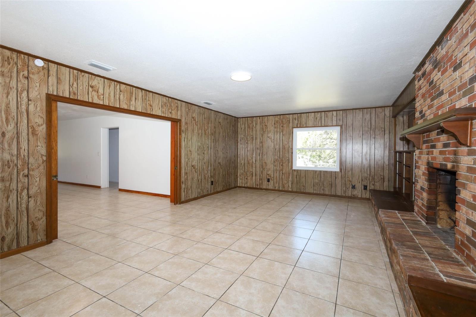 CLERMONT SHADY NOOK UNIT 02 - Residential