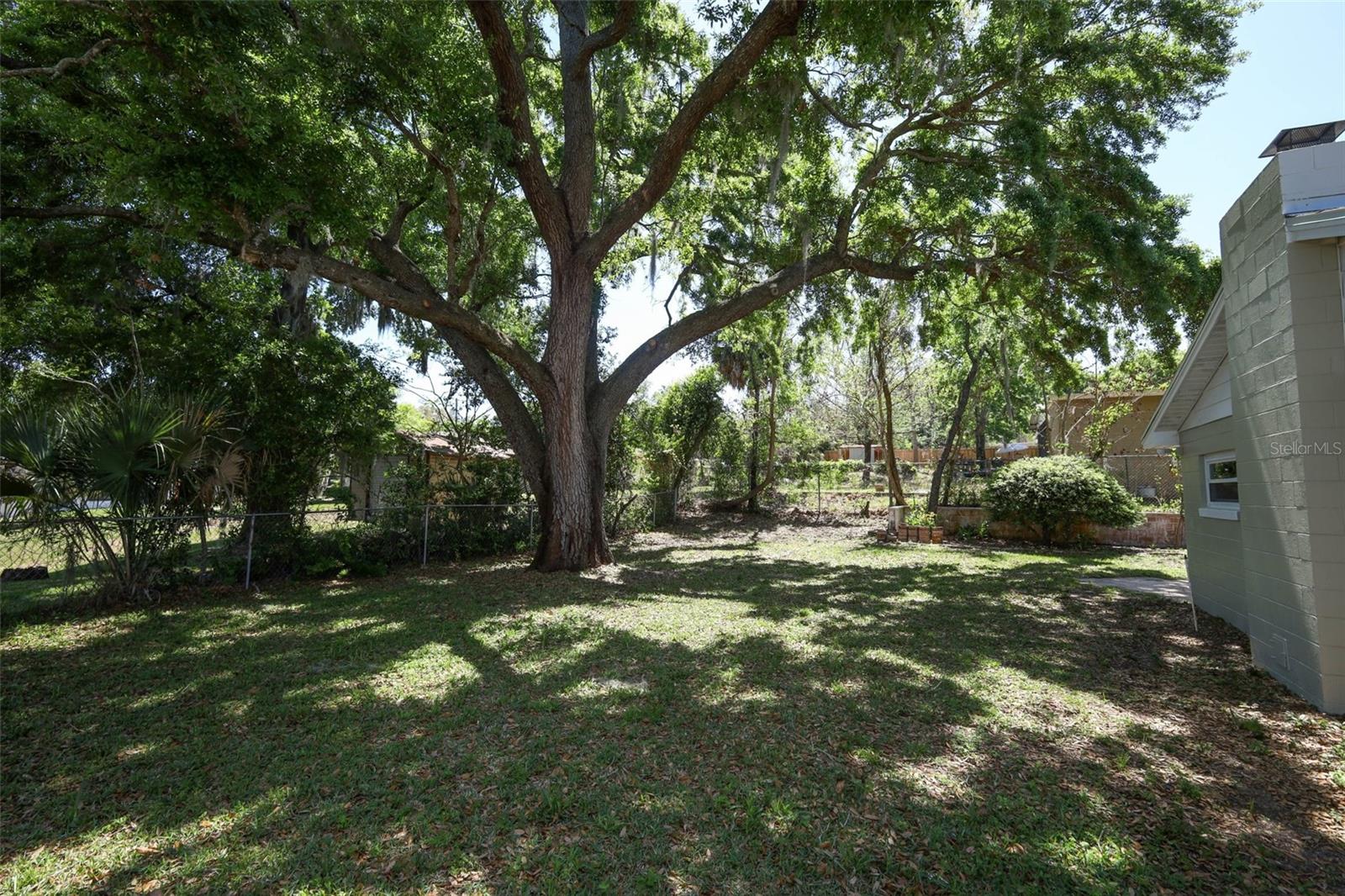 CLERMONT SHADY NOOK UNIT 02 - Residential