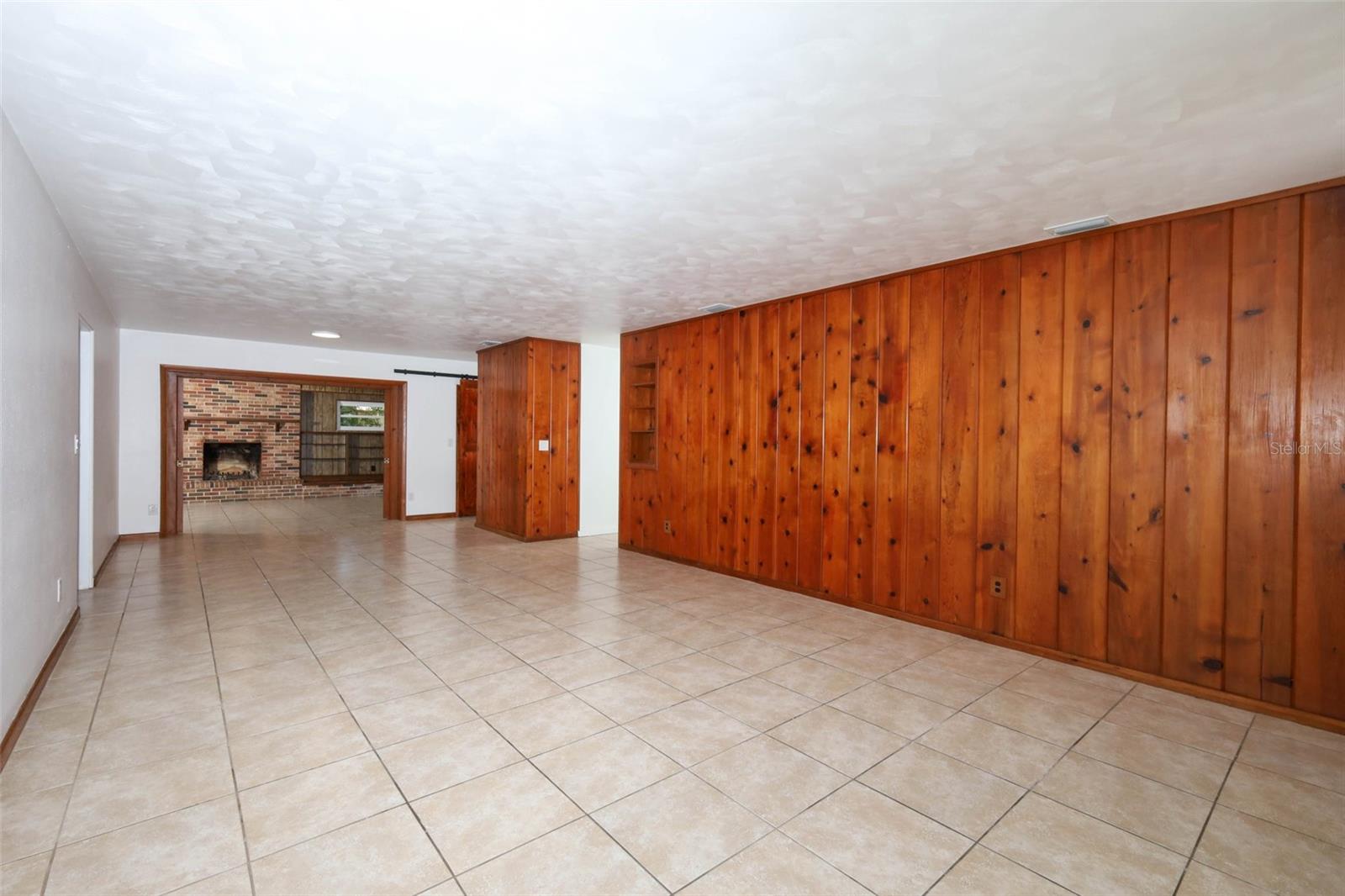 Casas a venda 3 - Jen Dantas 627 ANDERSON STREET