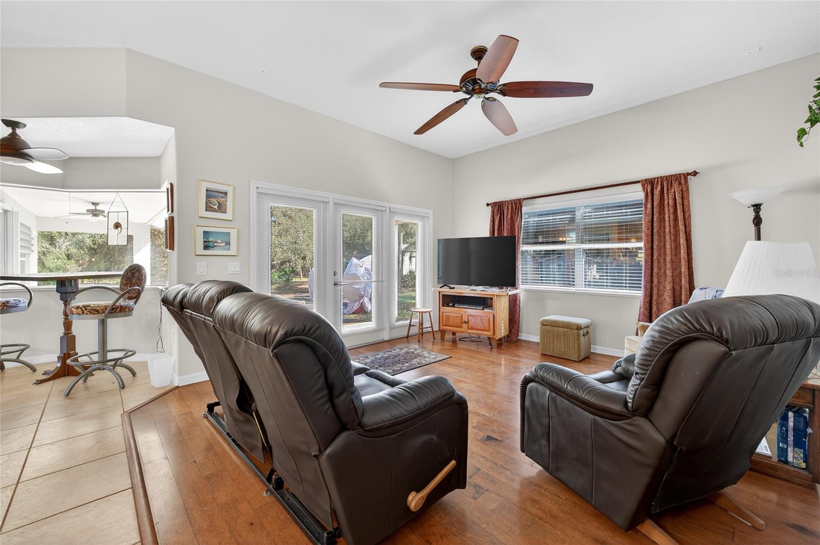 INDIAN RIVER PARK - Residential