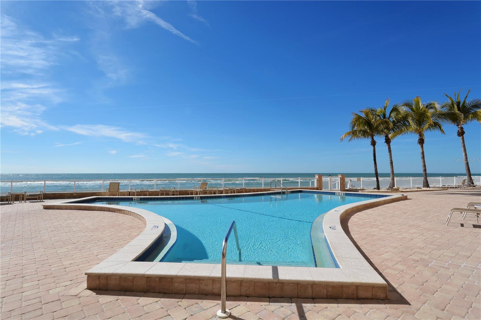 KEY TOWER SOUTH - Residential