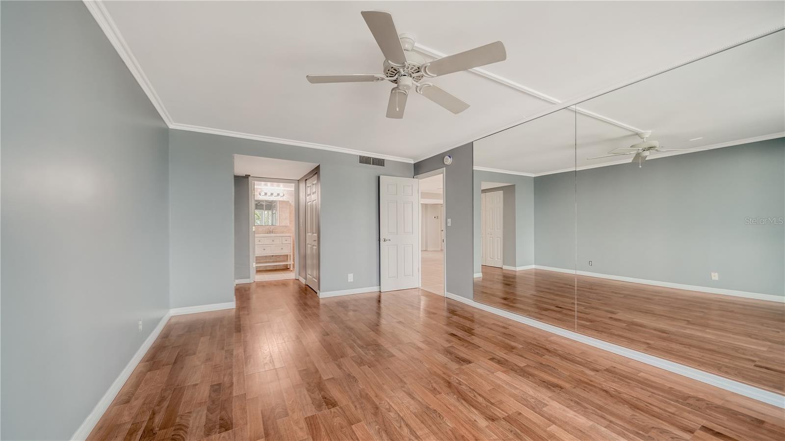 KEY TOWER SOUTH - Residential