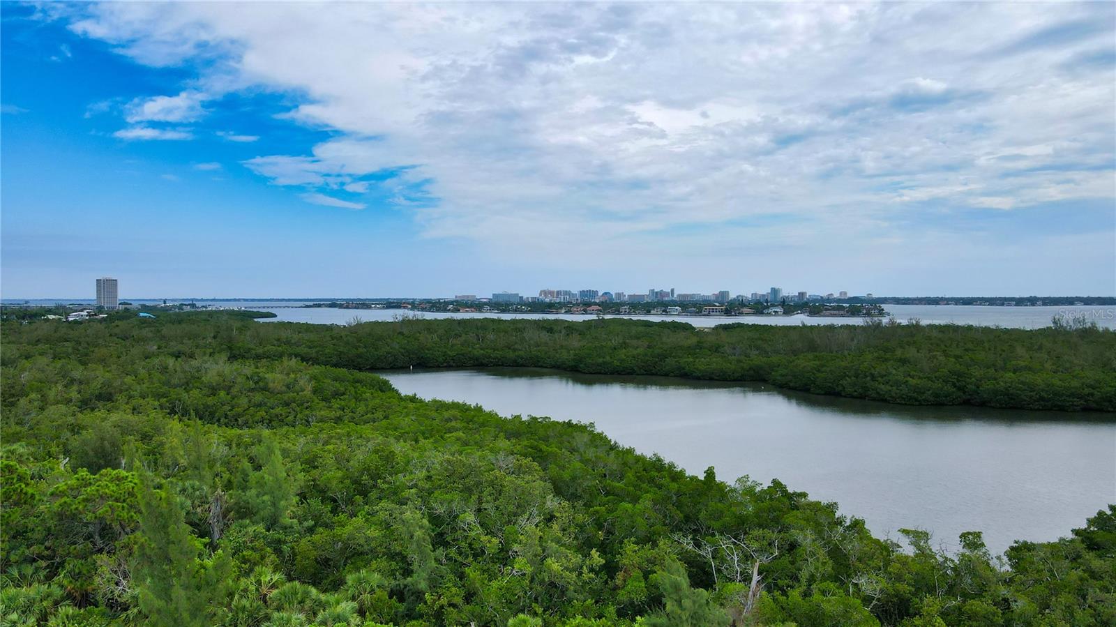 KEY TOWER SOUTH - Residential