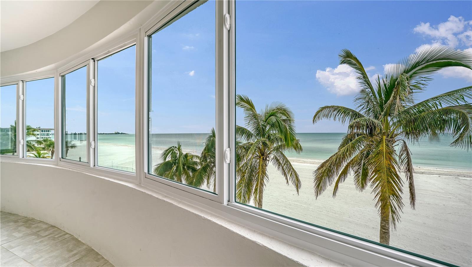 KEY TOWER SOUTH - Residential