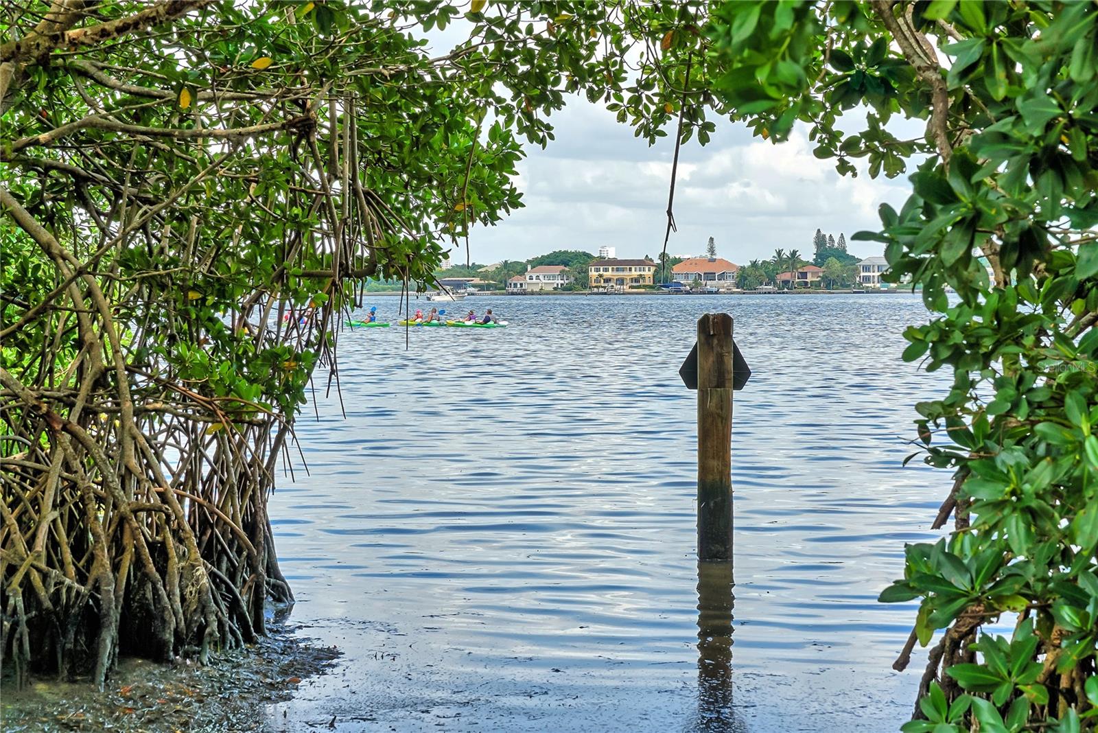 KEY TOWER SOUTH - Residential