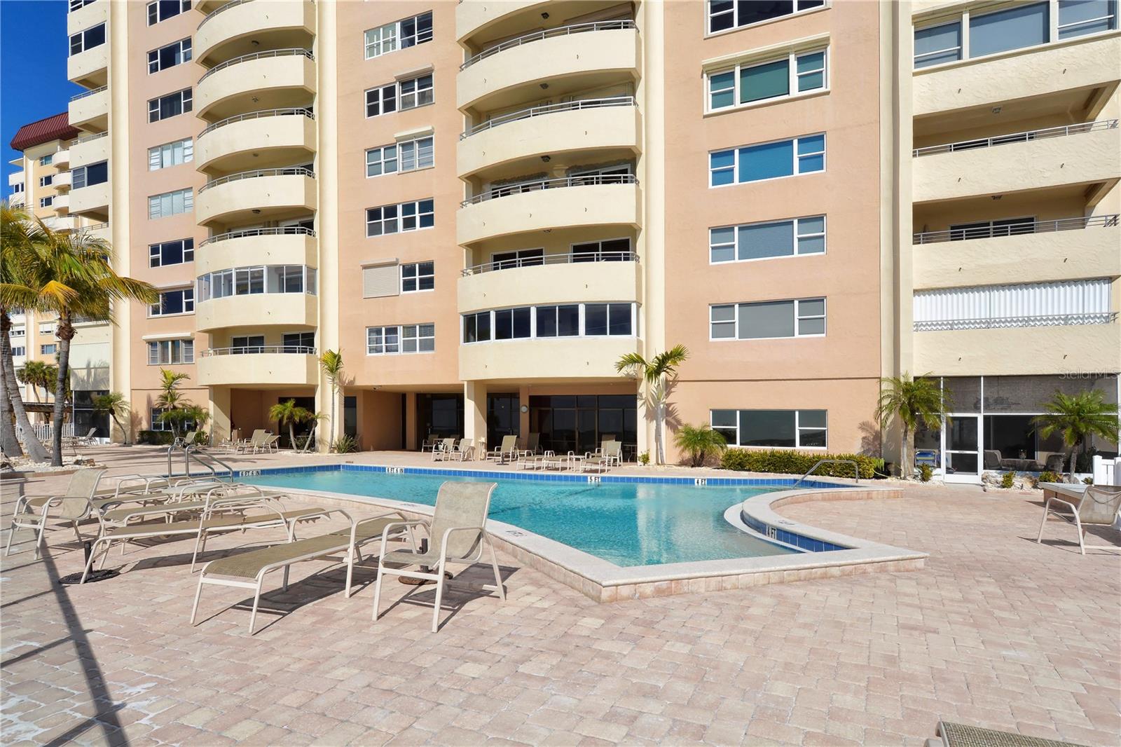 KEY TOWER SOUTH - Residential