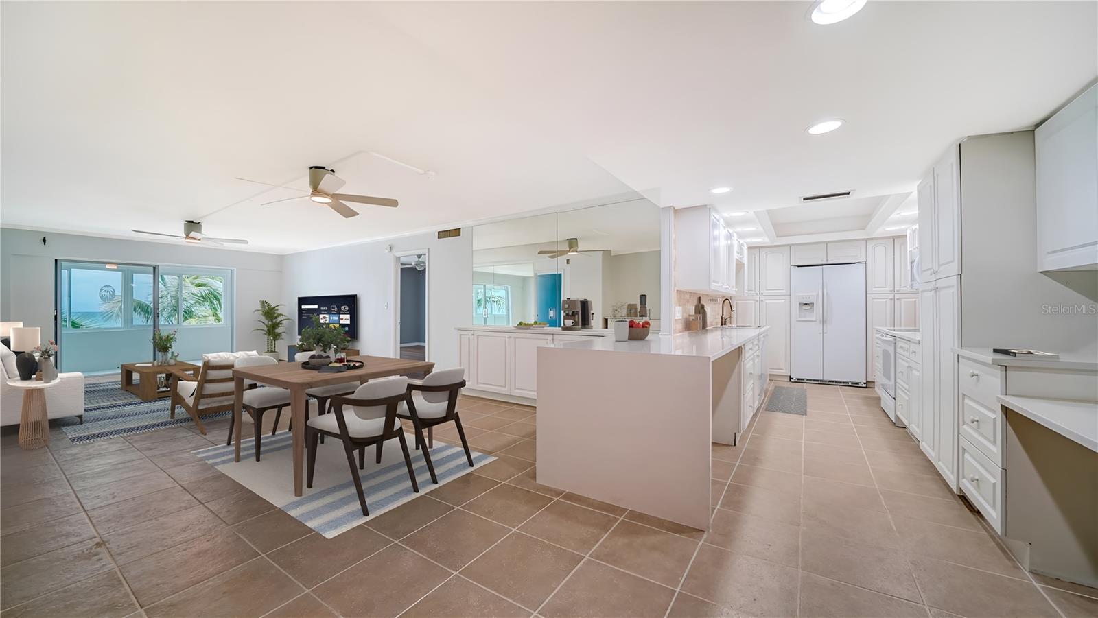 KEY TOWER SOUTH - Residential