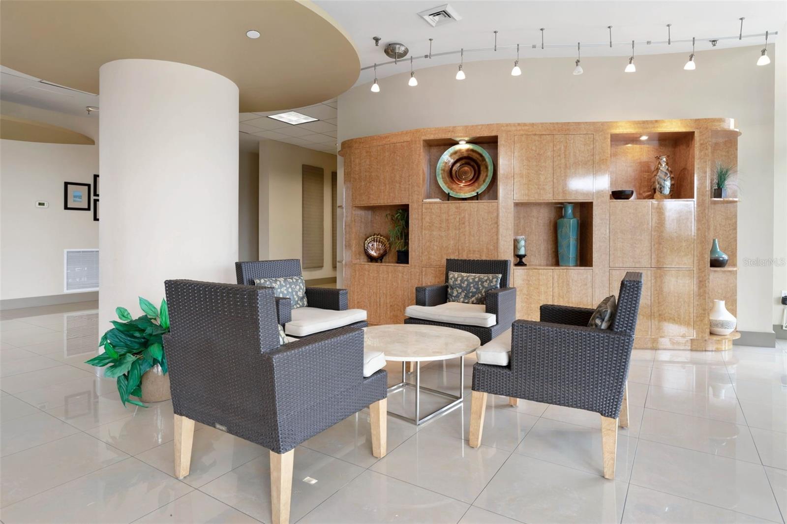 ALIKI GOLD COAST CONDO 01 - Residential