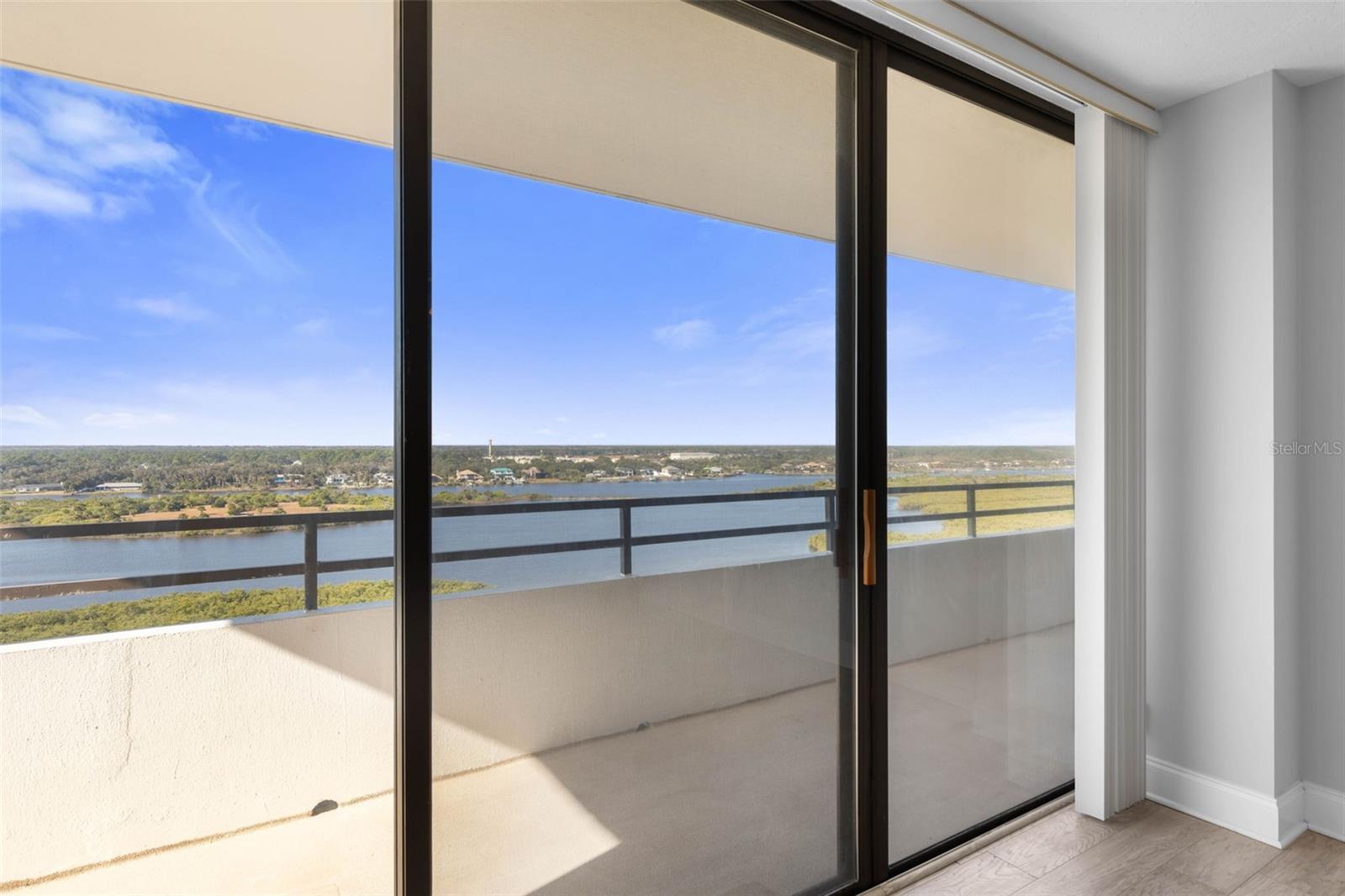 ALIKI GOLD COAST CONDO 01 - Residential