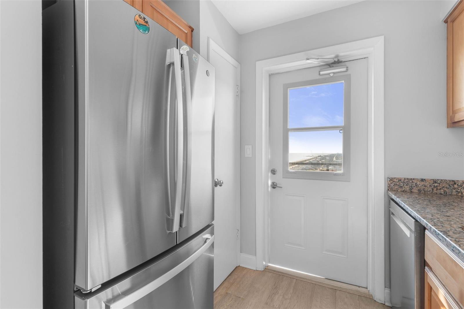 ALIKI GOLD COAST CONDO 01 - Residential