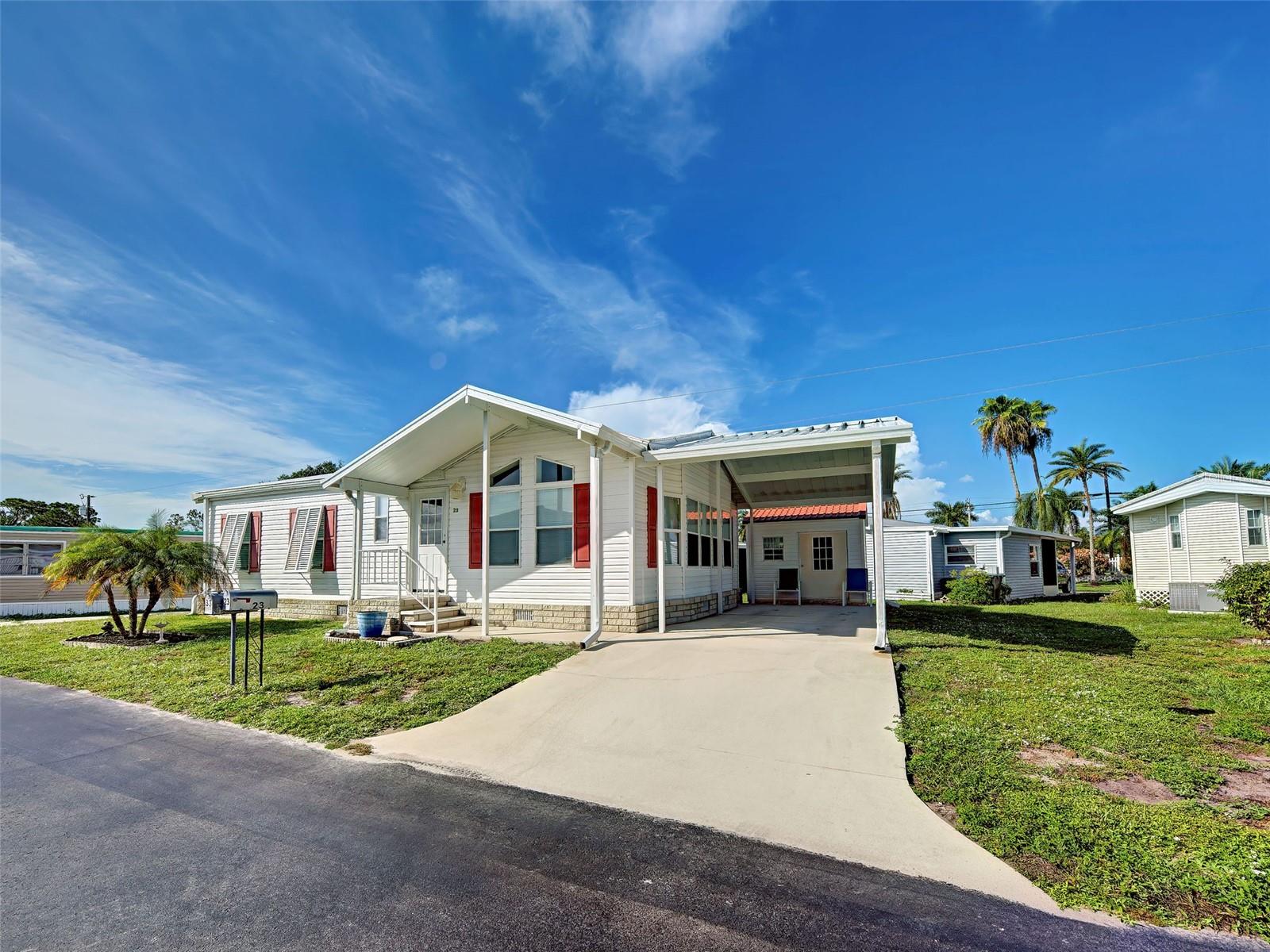 23 SIESTA CIRCLE W, OSPREY, FL, 34229 1 23 SIESTA CIRCLE W