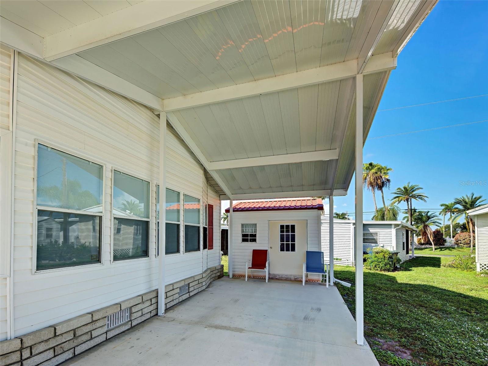 23 SIESTA CIRCLE W, OSPREY, FL, 34229 4 23 SIESTA CIRCLE W
