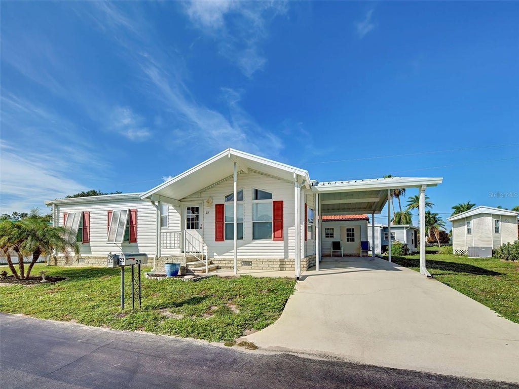 Photo of 23 Siesta Circle W, Osprey, FL 34229 (MLS # A4706691)