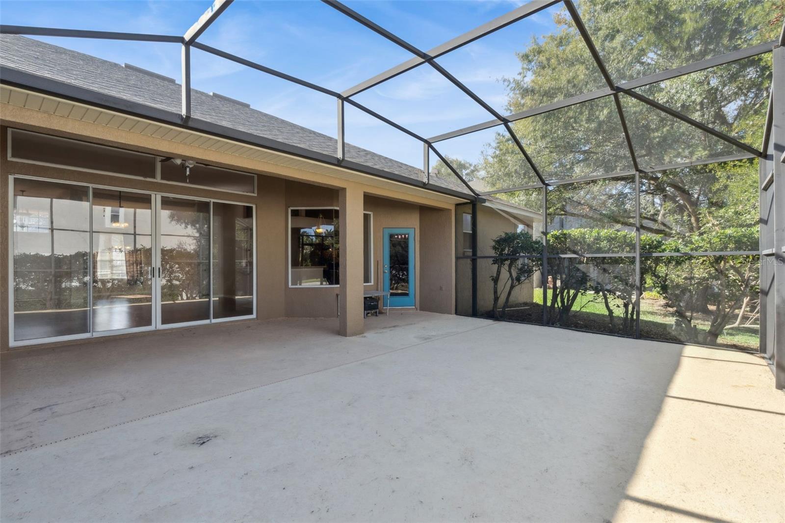 ADMIRAL POINTE - Residential