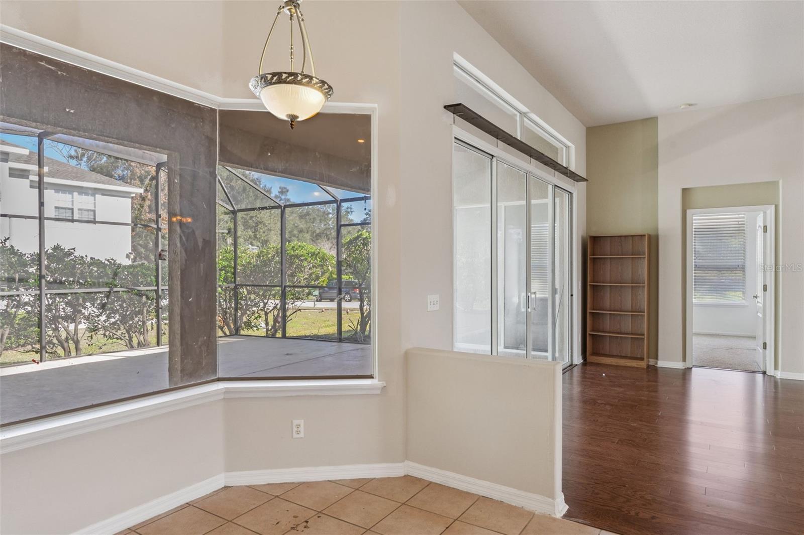 ADMIRAL POINTE - Residential