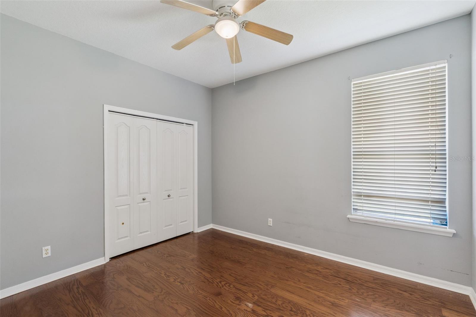 ADMIRAL POINTE - Residential