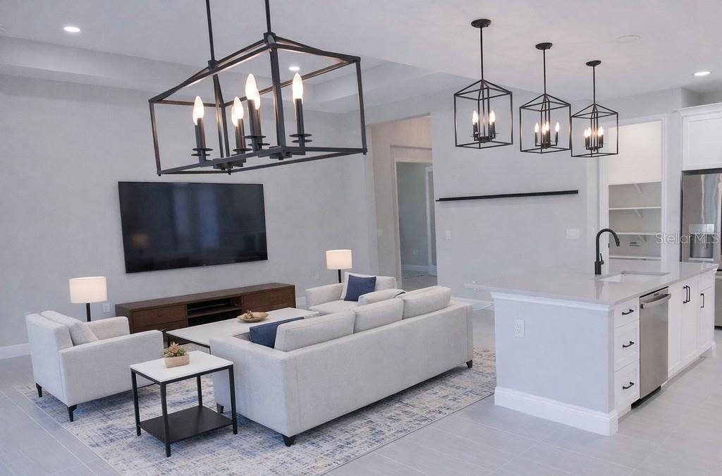 LAKEHOUSE COVE/WATERSIDE - Residential