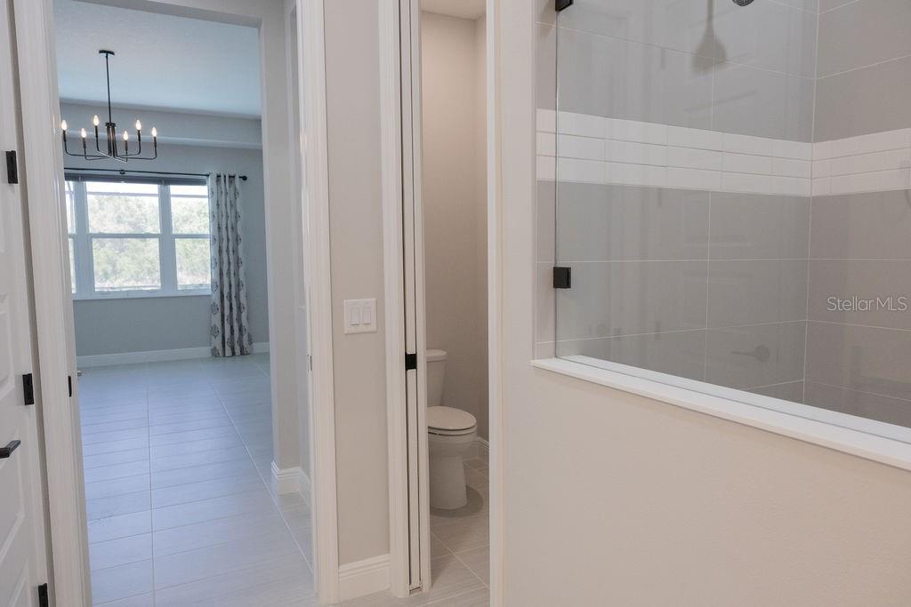 LAKEHOUSE COVE/WATERSIDE - Residential