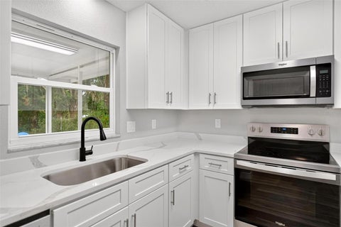 Tiny photo for 6138 Highland Avenue, Leesburg, FL 34748 (MLS # G5118525)