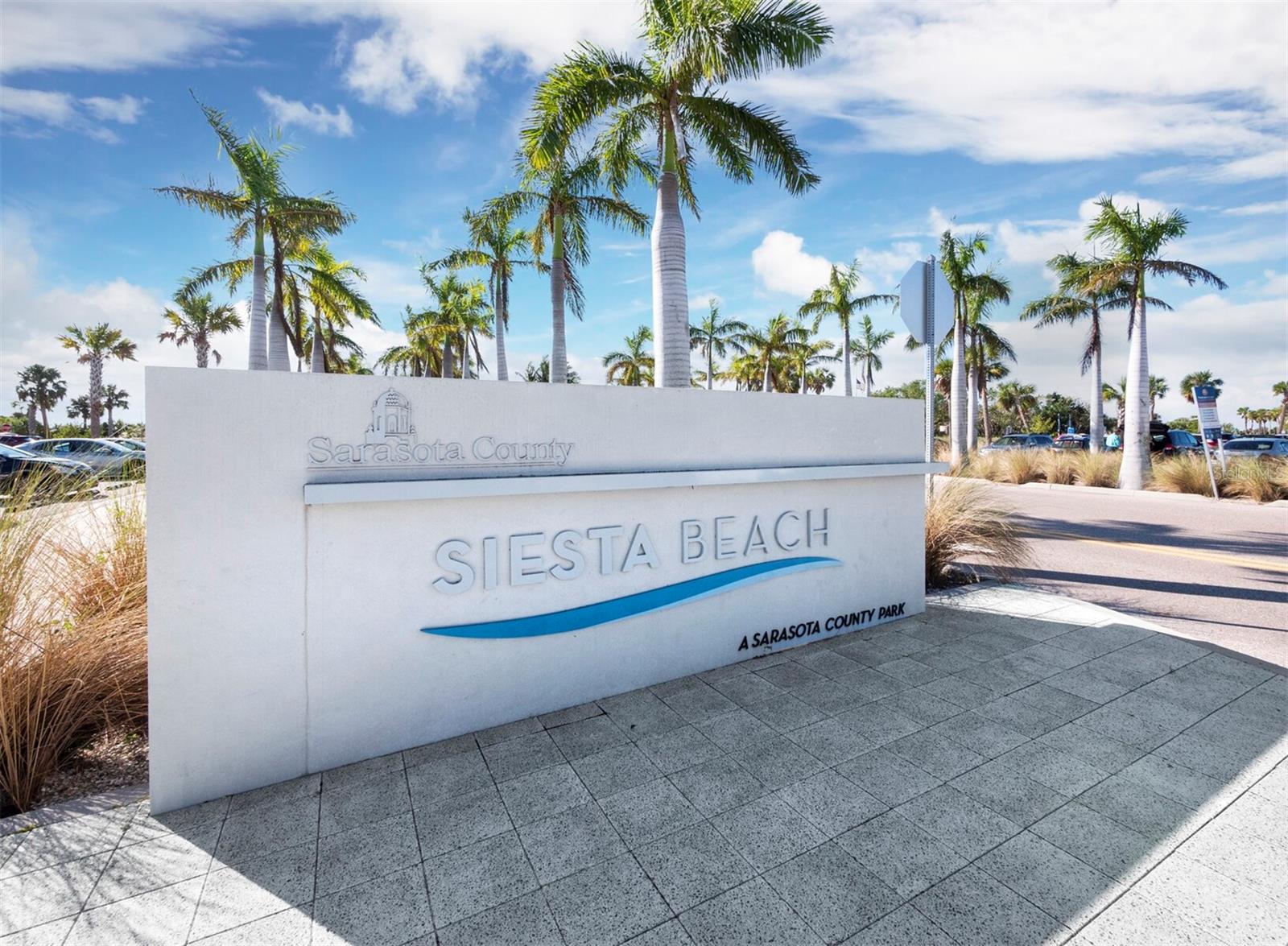 SANDERLING CLUB/SIESTA PROPERTIES INC - Land