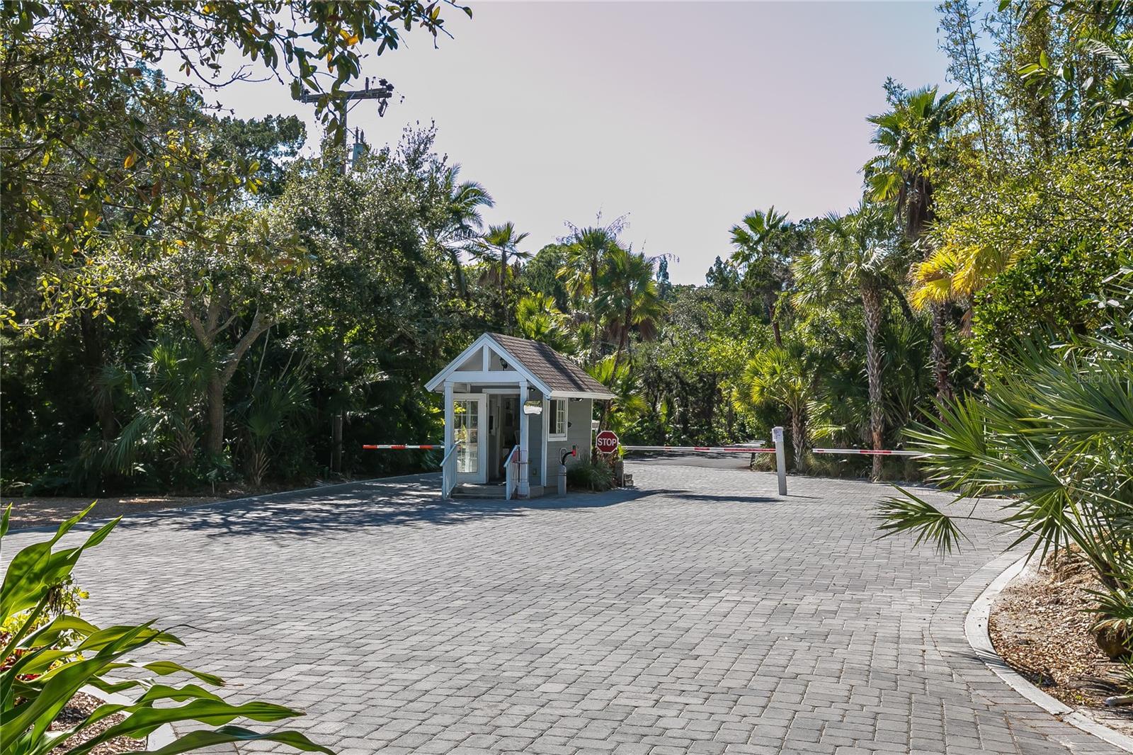 7219 PINE NEEDLE ROAD