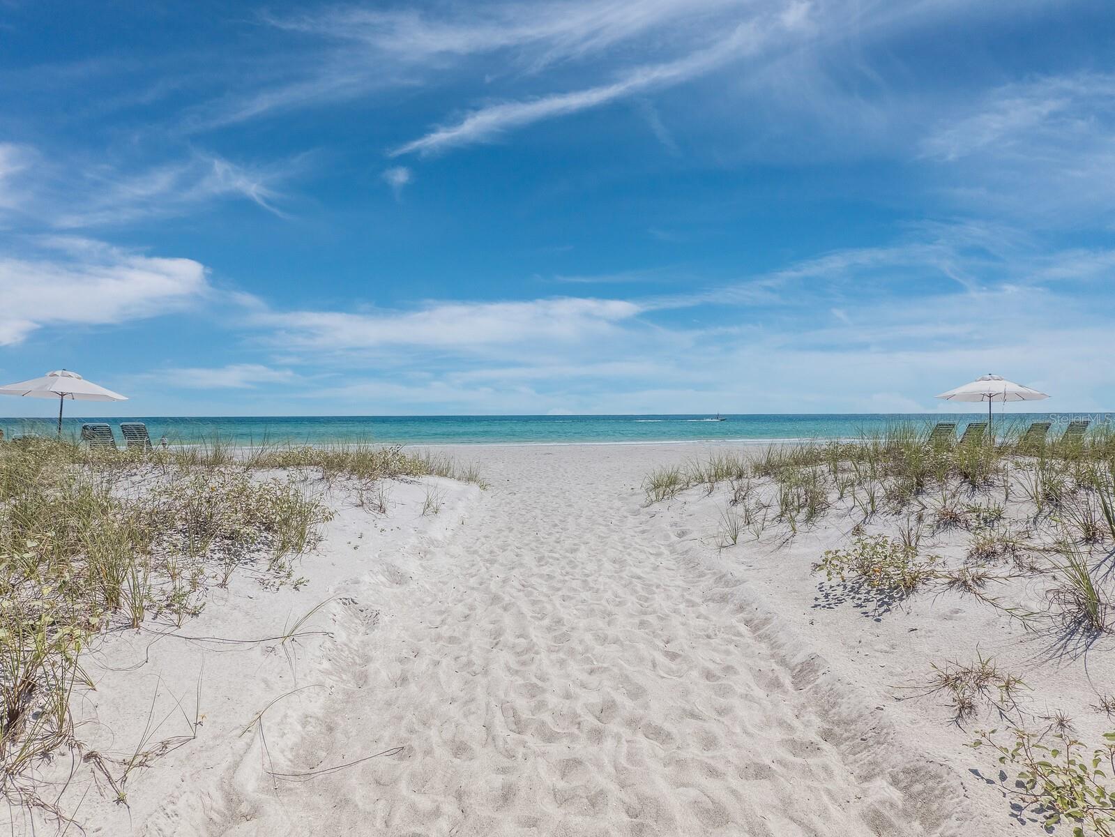 SANDERLING CLUB/SIESTA PROPERTIES INC - Land
