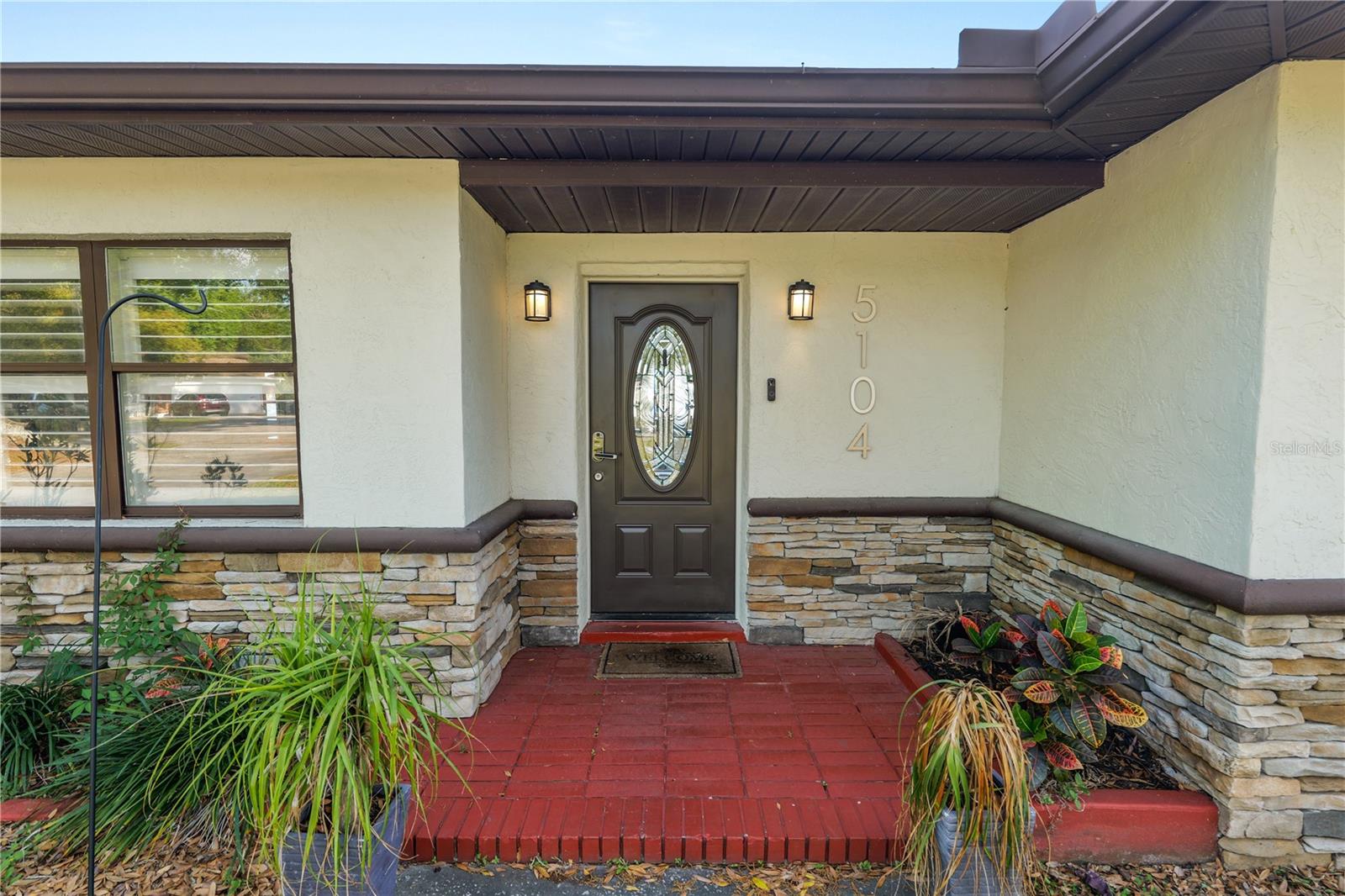 5104 SAINT CHARLES PLACE