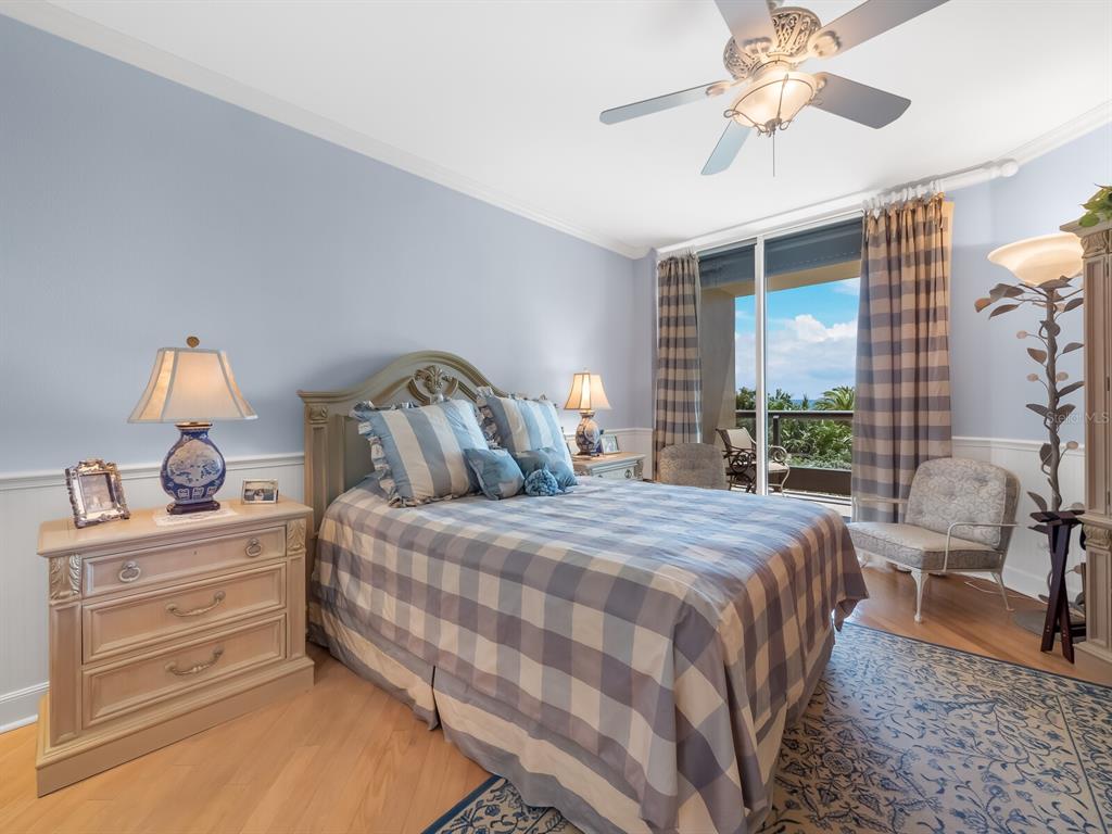 WATER CLUB I/LONGBOAT KEY - Residential