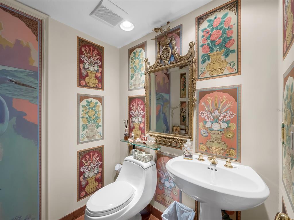 WATER CLUB I/LONGBOAT KEY - Residential