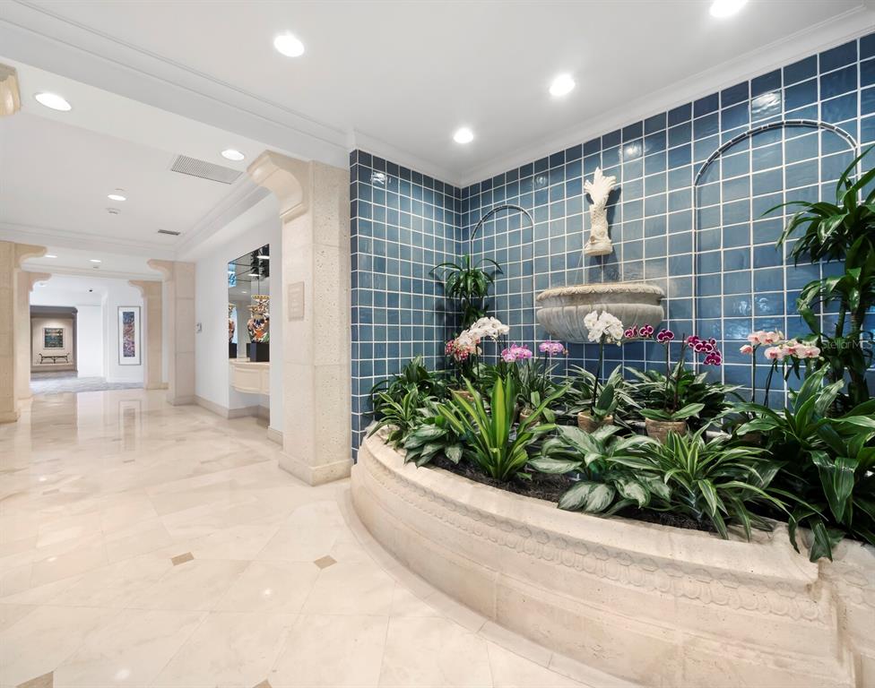 WATER CLUB I/LONGBOAT KEY - Residential