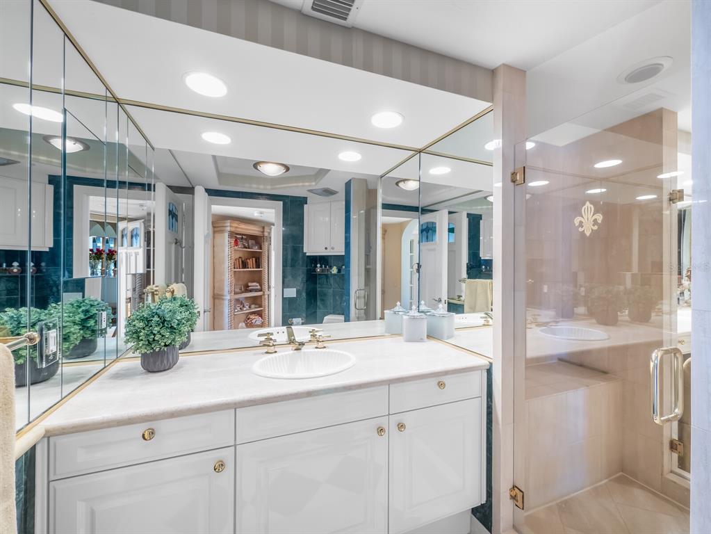 WATER CLUB I/LONGBOAT KEY - Residential