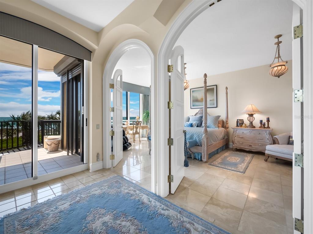 WATER CLUB I/LONGBOAT KEY - Residential