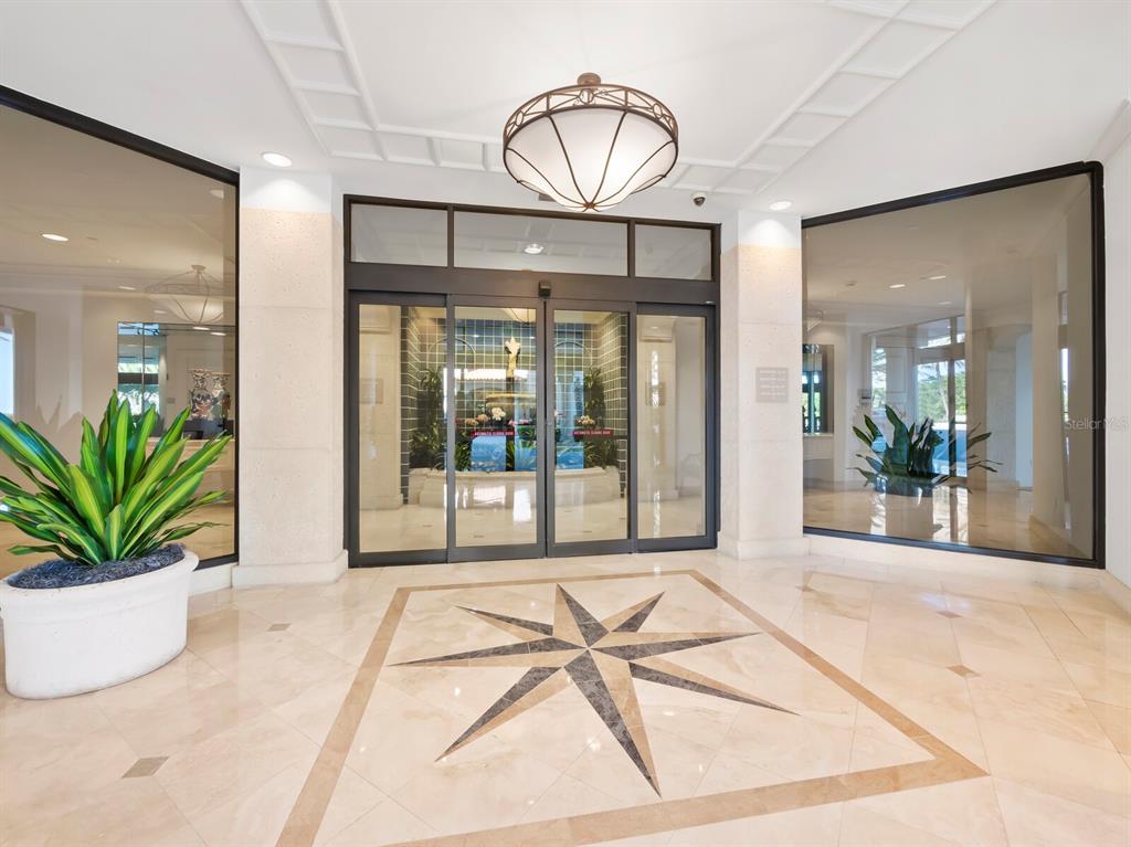 WATER CLUB I/LONGBOAT KEY - Residential