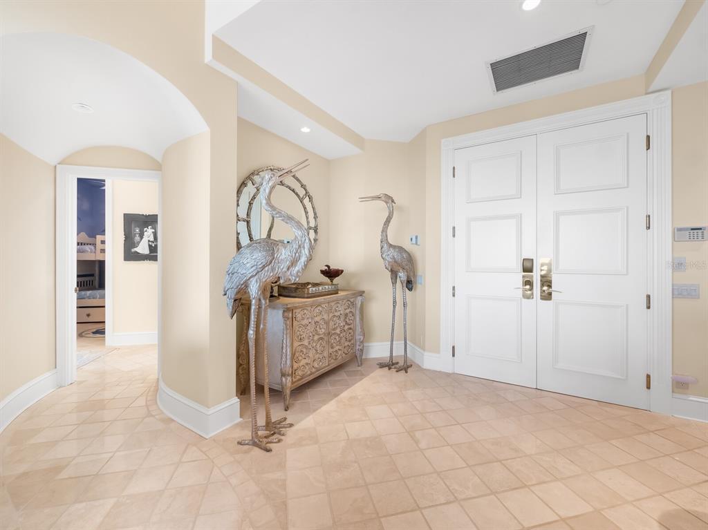 WATER CLUB I/LONGBOAT KEY - Residential