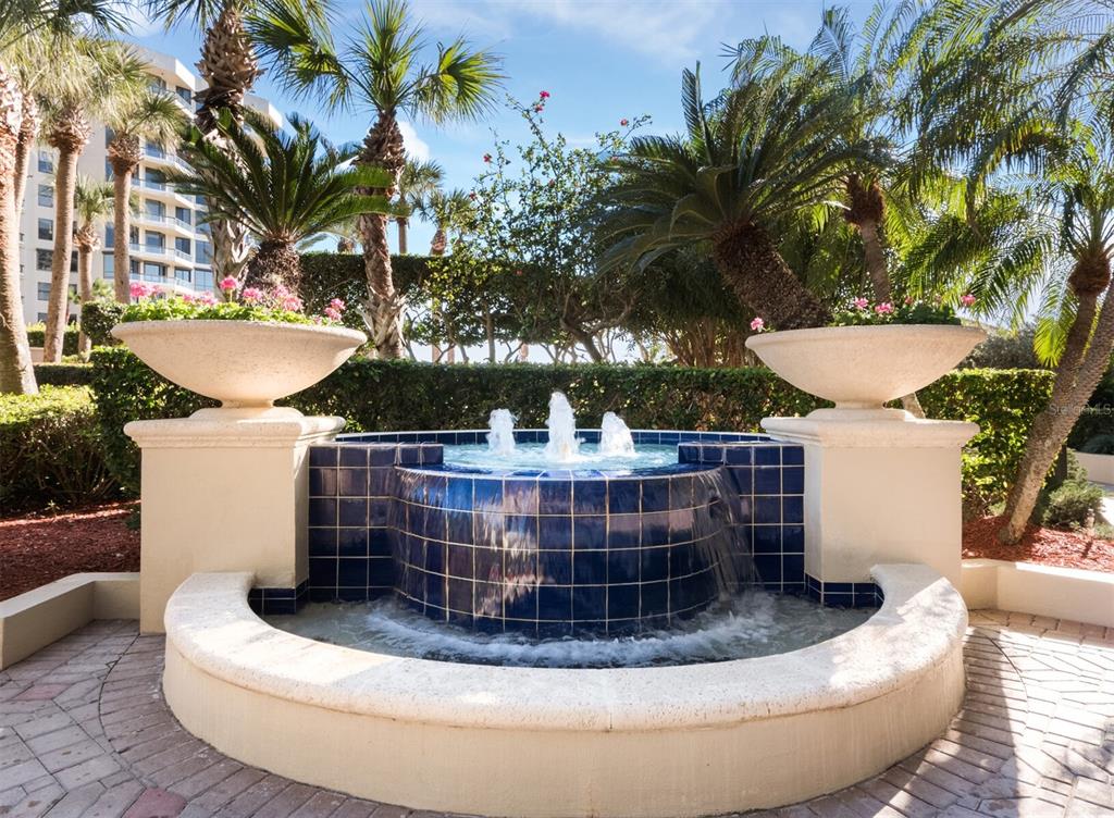 WATER CLUB I/LONGBOAT KEY - Residential