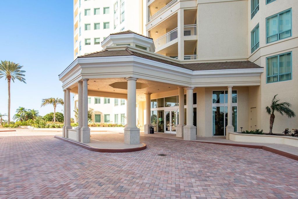 Photo of 1170 NE Gulf Boulevard N #1506, Clearwater Beach, FL 33767 (MLS # TB8423080)