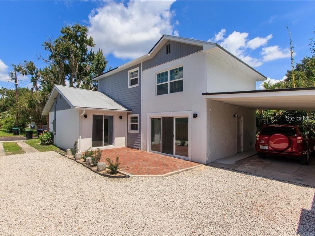 KAROLINA ON KILLARNEY - Residential Lease