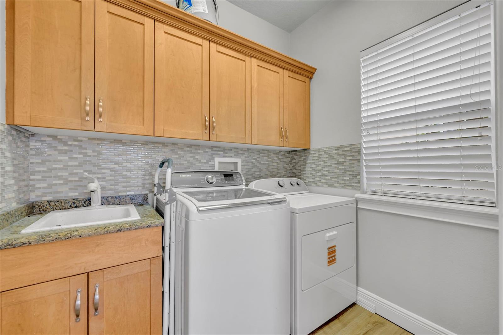 LIVE OAK VILLAGE PH 01B - Residential