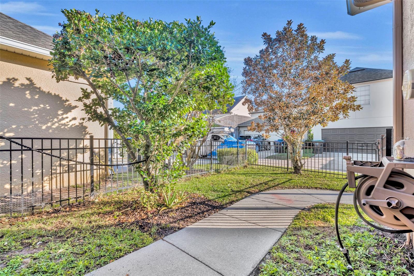 LIVE OAK VILLAGE PH 01B - Residential
