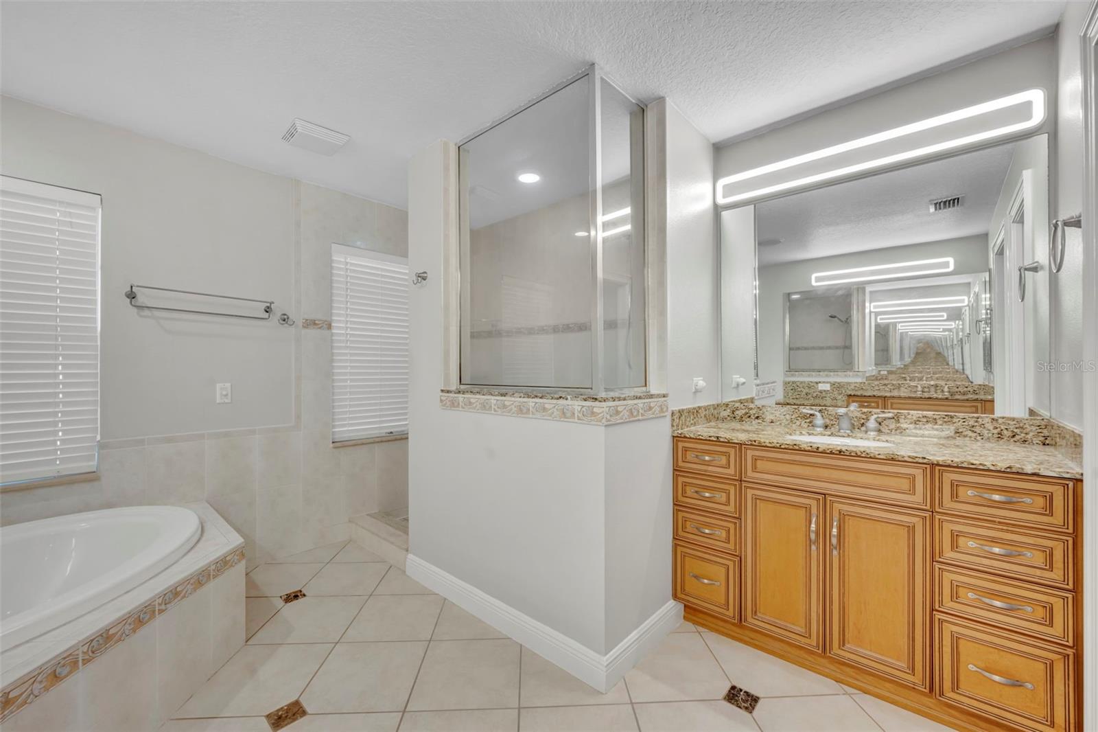 LIVE OAK VILLAGE PH 01B - Residential