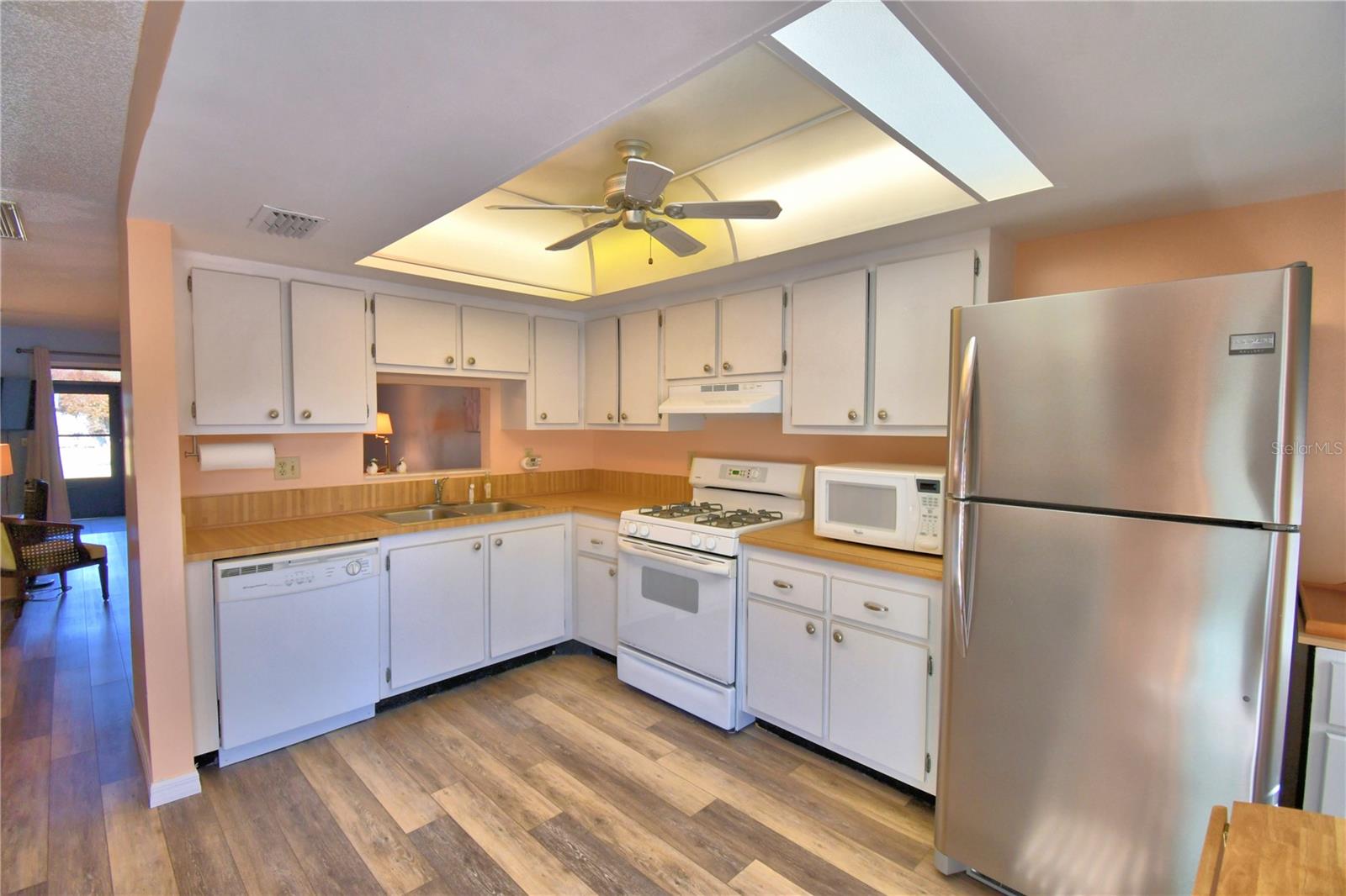 IMPERIAL VILLAS - Residential