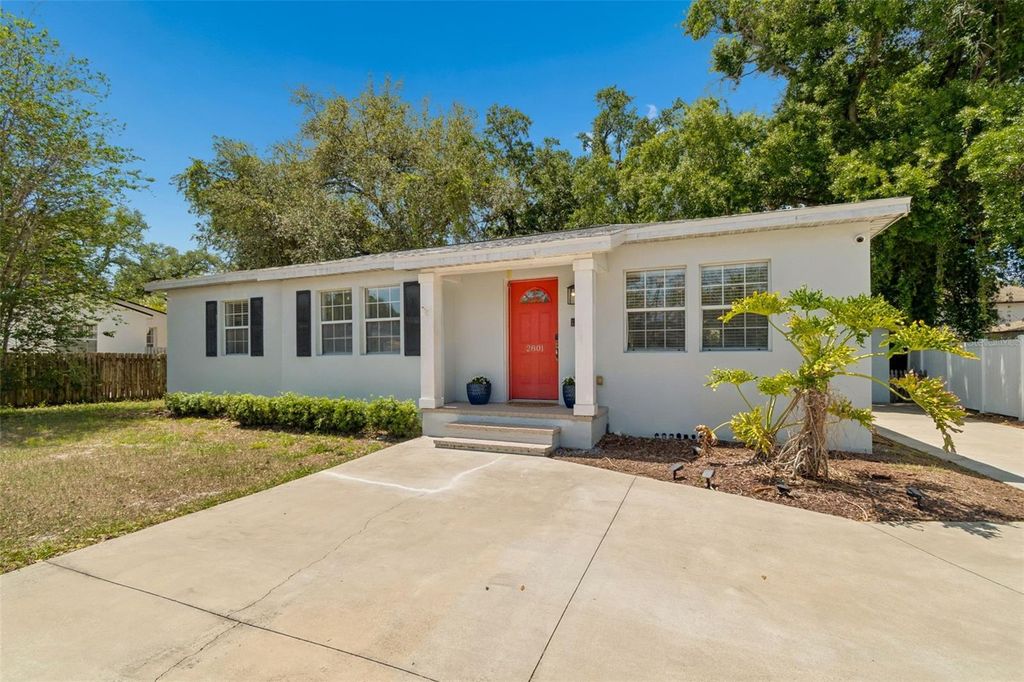 Photo of 2801 S Manhattan Avenue, Tampa, FL 33629 (MLS # TB8498103)
