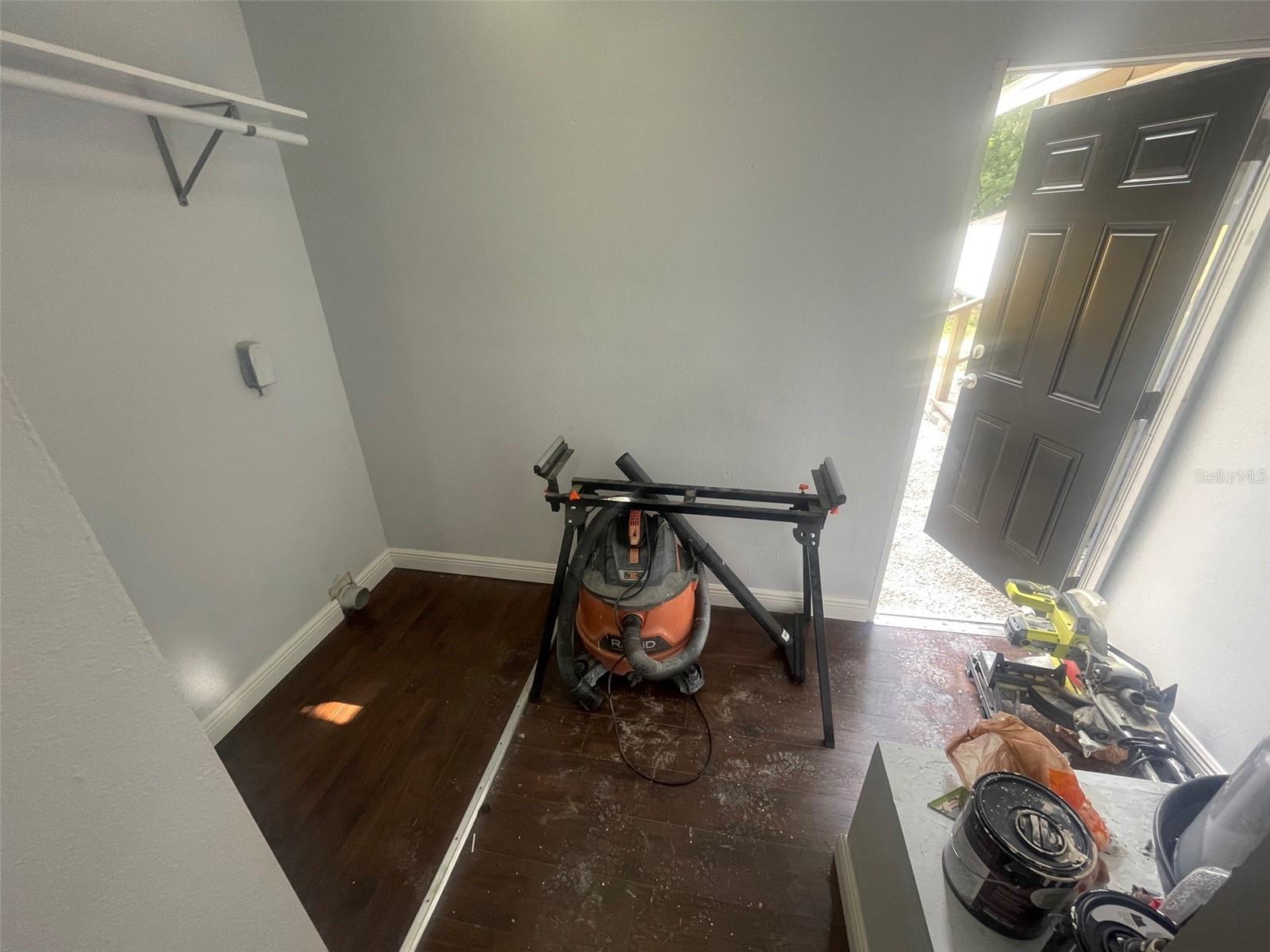 CALEDONIA SUB - Residential Lease