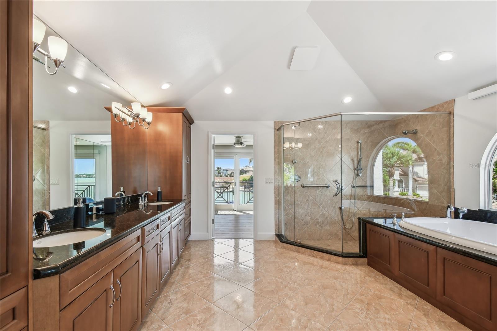 BELLEVUE ESTATES ISLAND 3RD ADD - Residential